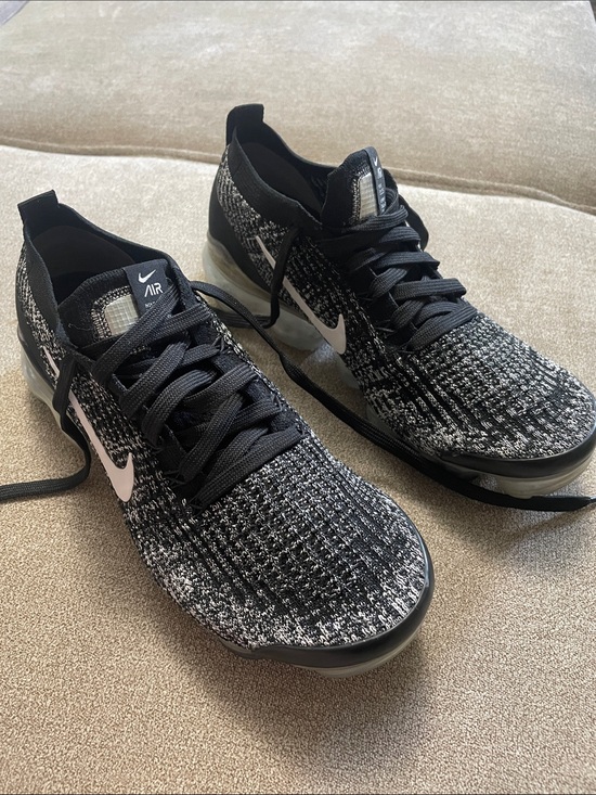 Nike Shoes - Women’s Oreo (White/Black) Nike VaporMax Flyknit 3s